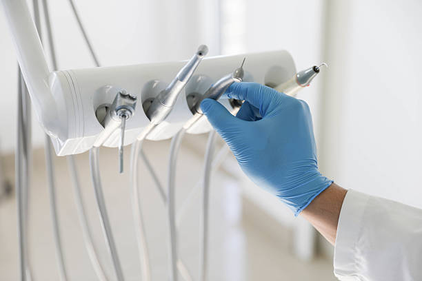 Professional Emergency Dentist technician working in Jacksonville, IL